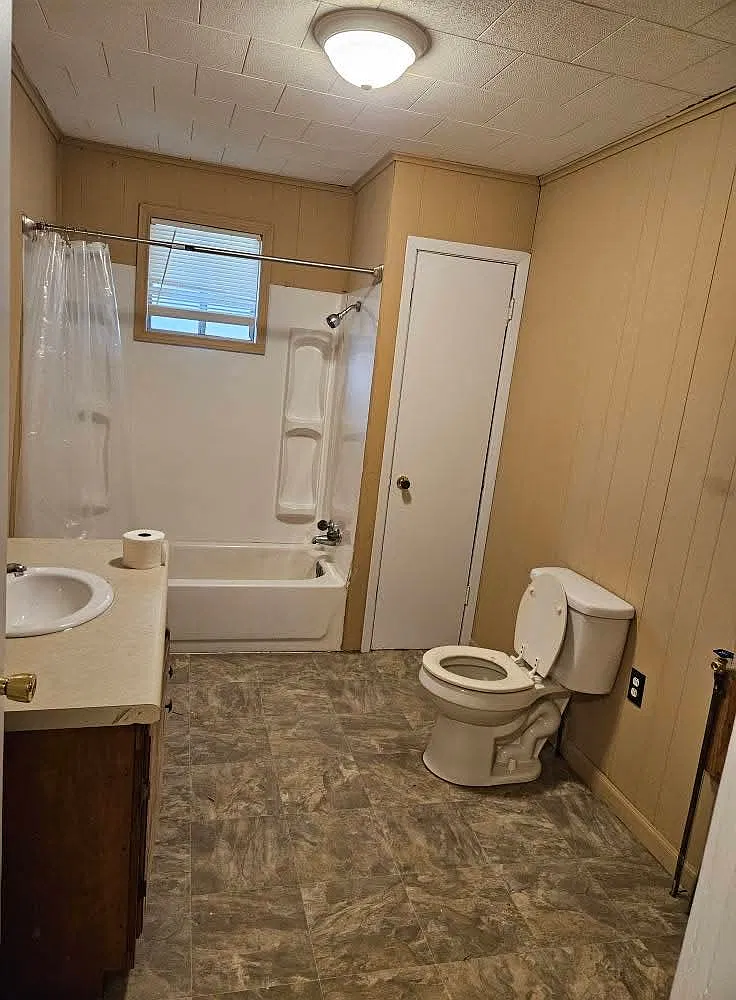 3 bed, 1129 sqft, $1,200 — Photo 4