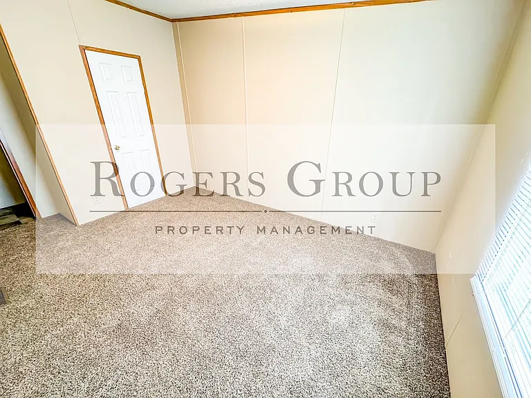168 N Hacienda Ln — Photo 6