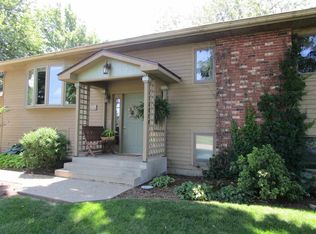 311 W South Rd, Cambridge, IL 61238