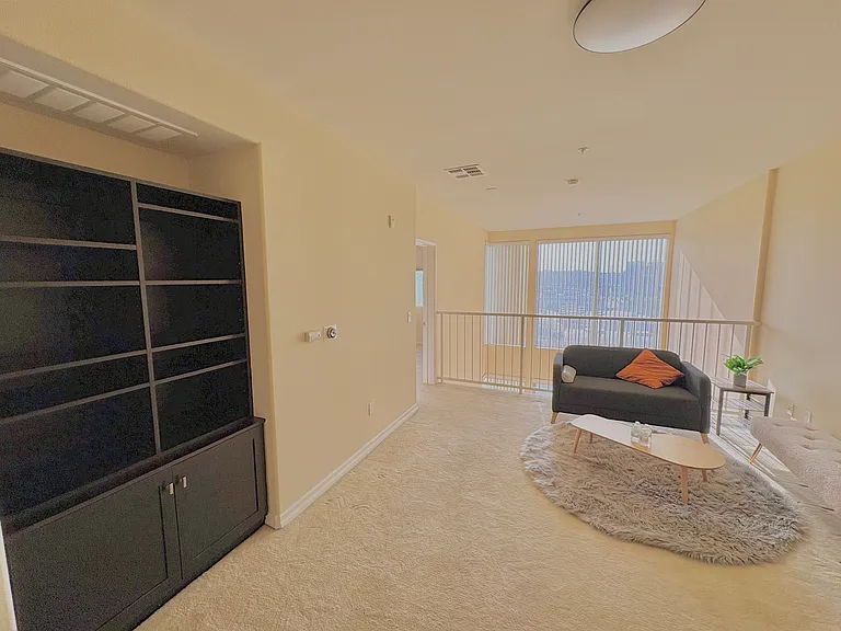 629 Traction Ave #413 — Photo 10