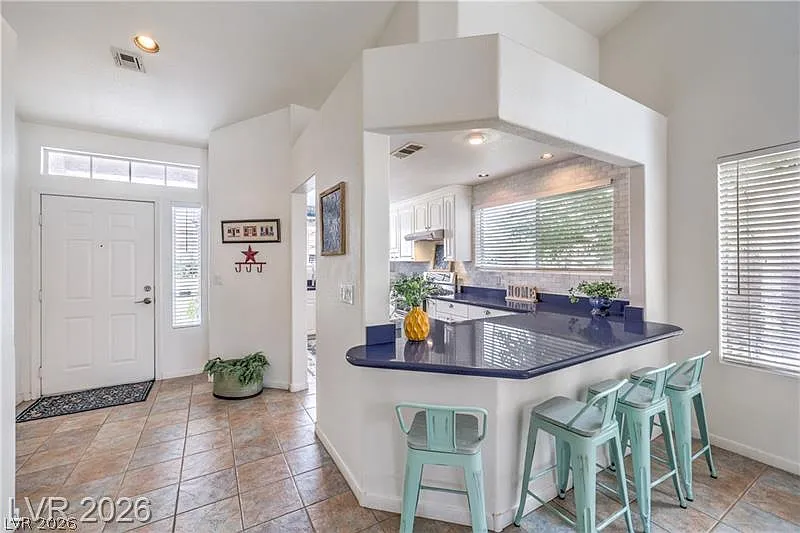 2 bed, 2.0 bath, 1495 sqft, $2,500 — Photo 3