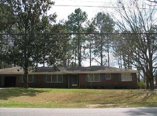 1205 Gornto Rd, Valdosta, GA 31602