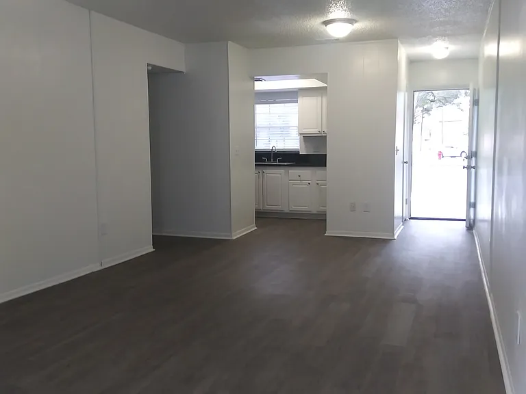 Oak Ridge Apartments — Photo 35