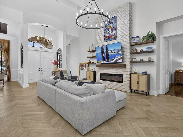 10336 Trianon Pl — Photo 14