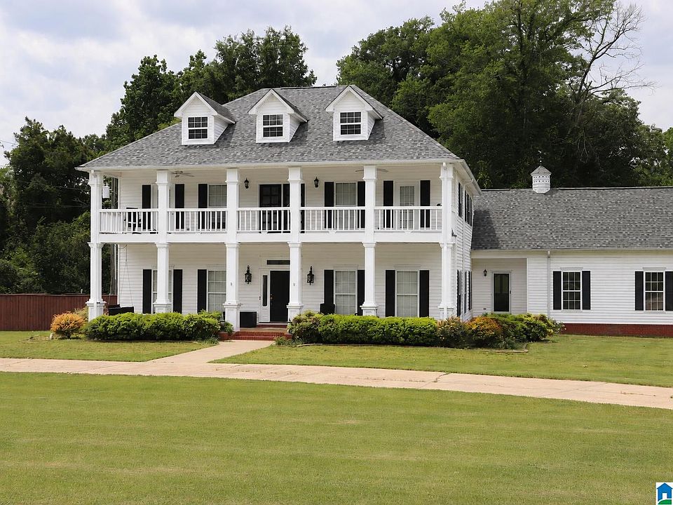 1st image of 202 Valley Rd
