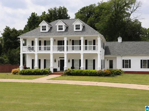 202 Valley Rd, Sulligent, AL 35586