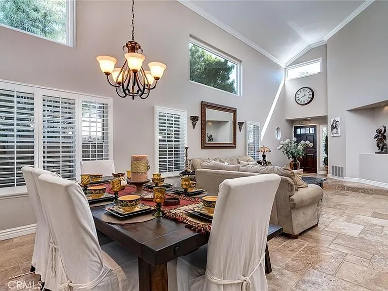 6330 Golden Gate Dr — Photo 5