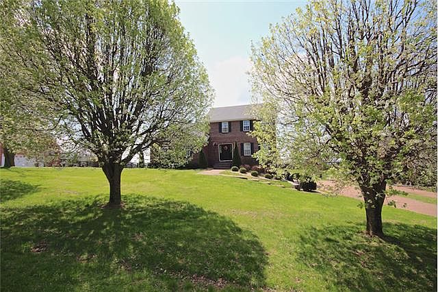 1st image of 1613 Callie Way Dr