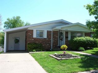1008 S 1st St, Boonville, IN 47601