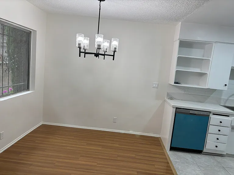 1411 N Curson Ave #2 — Photo 9