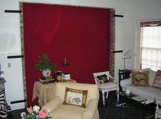 15 Goodwin St, Newport, RI 02840