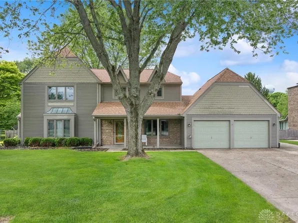 1019 Meadow Lark Dr, Enon, OH 45323