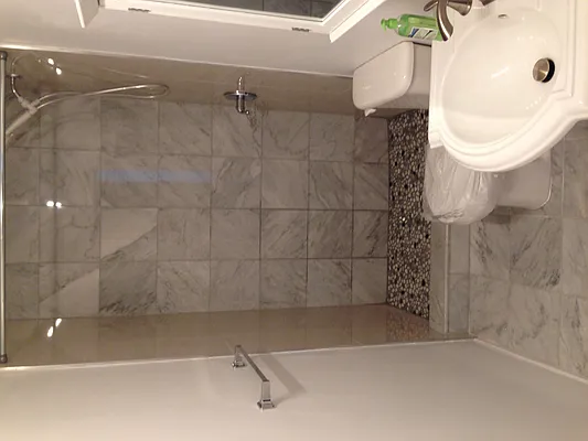 Rented by NY Space Finders Inc. | media 2