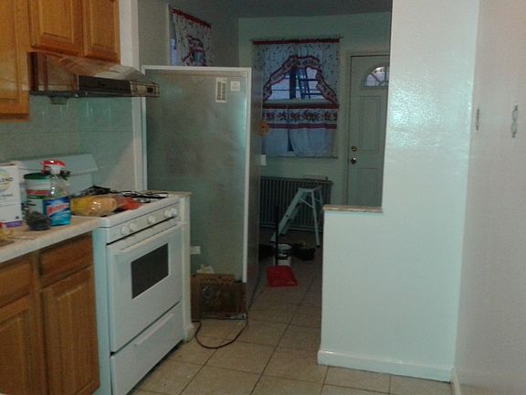 2nd image of 2070 E 29th St #1