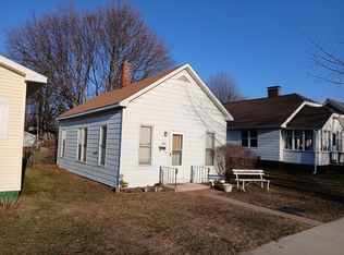 4135 N Robert St, Ludington, MI 49431
