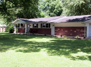 16652 Freeman Spur Rd, Herrin, IL 62948