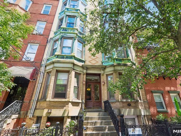 703 Park Ave, Hoboken, NJ 07030