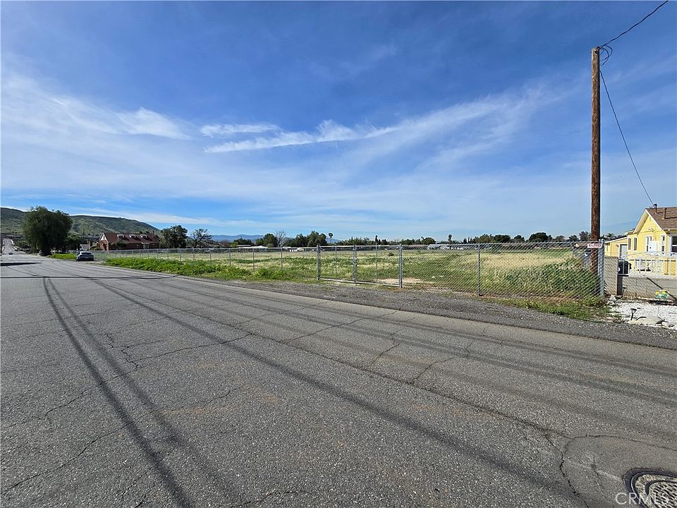1st image of 4511 Tyrolite St #14