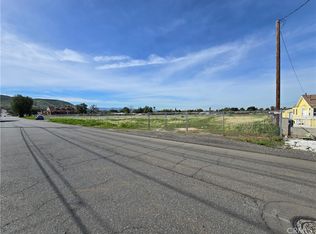4511 Tyrolite St #14, Riverside, CA 92509
