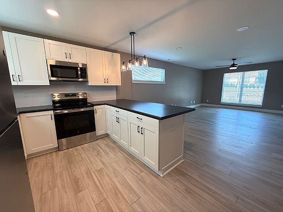 5th image of 101 Lacy Ln #A2