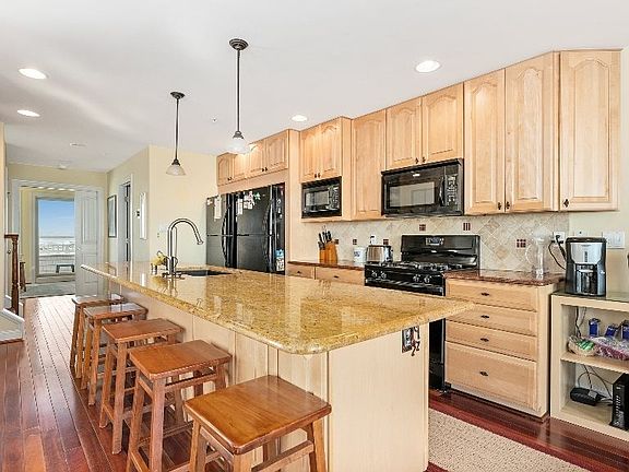 2nd image of 2501 Landis Ave #N