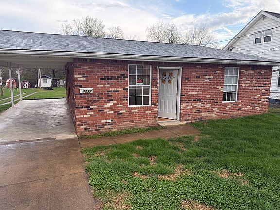 3rd image of 4237 Auburn Rd