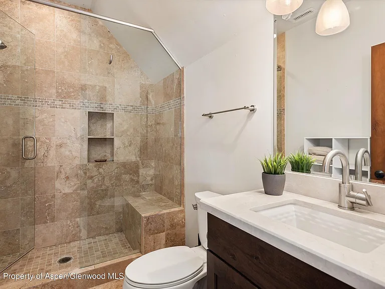 333 Sopris Cir — Photo 19