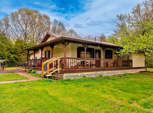 10872 Simpkins Ln, Marion, IL 62959