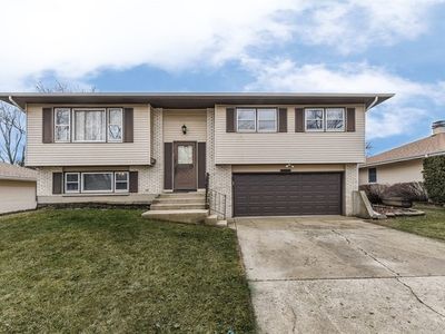 1880 Laurel Ave, Hanover Park, IL, 60133