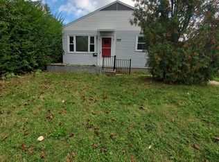 5320 N 45th St, Milwaukee, WI 53218