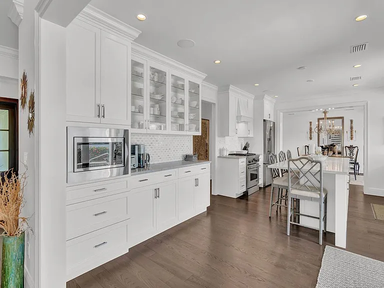 245 Springline Dr — Photo 5