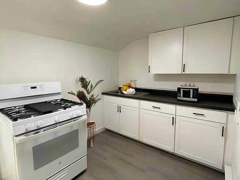 2650 Cottage Grove Ave — Photo 39
