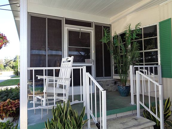 4th image of 7540 Granada Ave