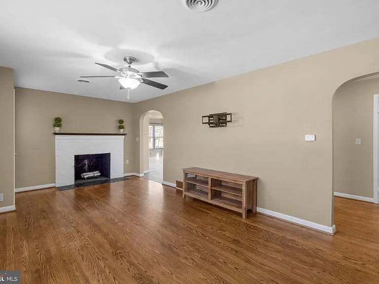 11837 Robinwood Dr — Photo 9