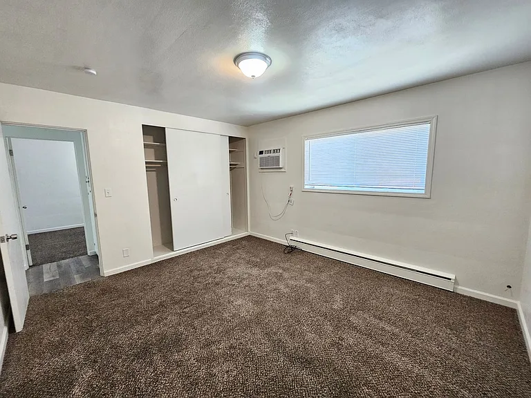 615 S Alder St — Photo 20