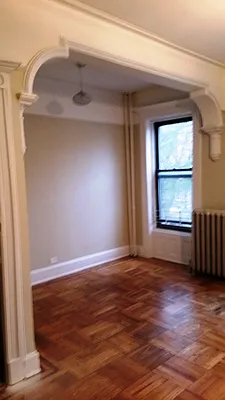 Rented by BR Edwards Associates Inc | media 11