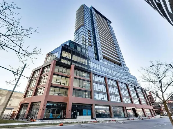 135 Liberty St #911, Toronto, ON M6K 1A7