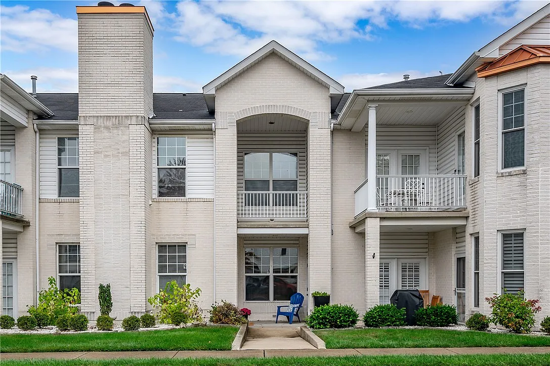 216 Adams Pointe Blvd 9 #9 photo 1