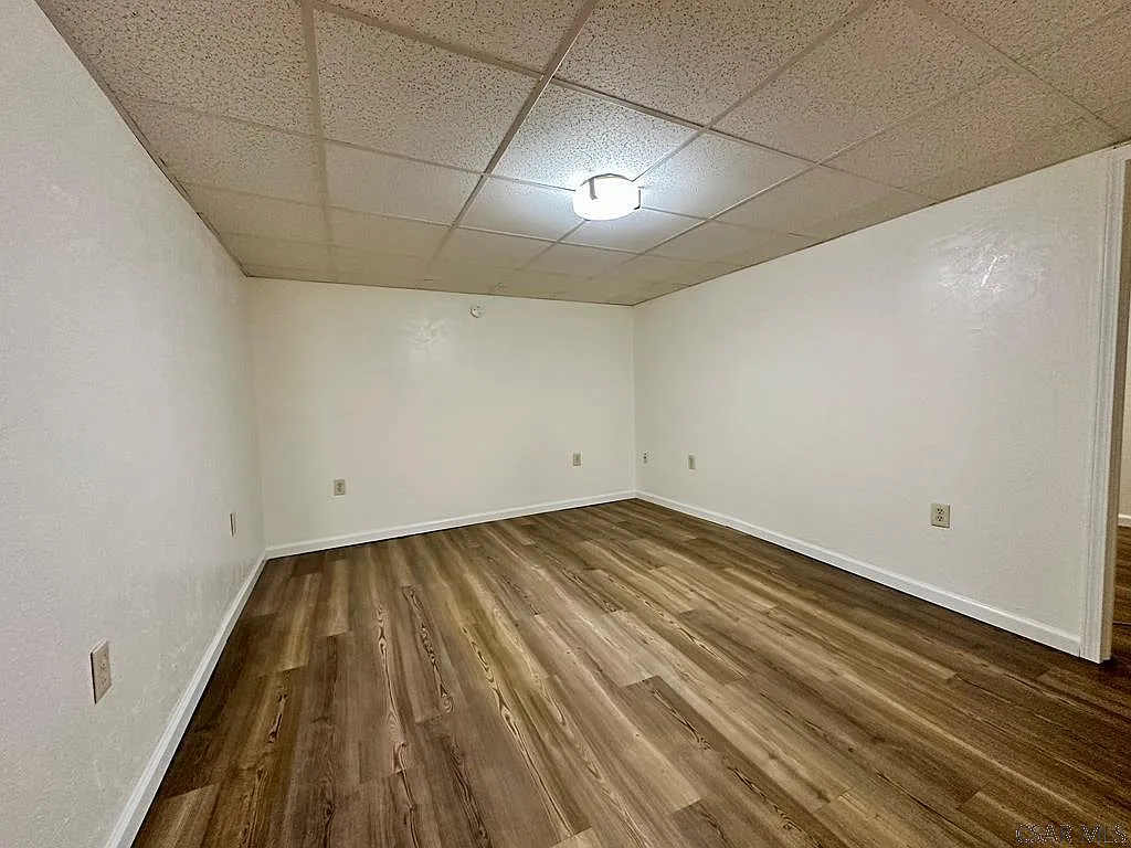 1 bed, 1.0 bath, $1,095 — Photo 4