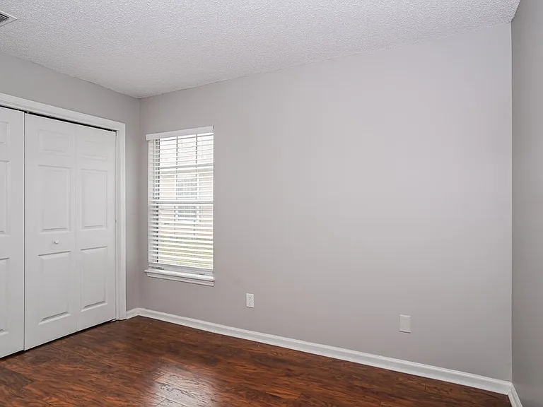 8237 Abbeyfield Dr — Photo 13