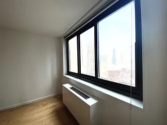 Rented by RELO REDAC INC.