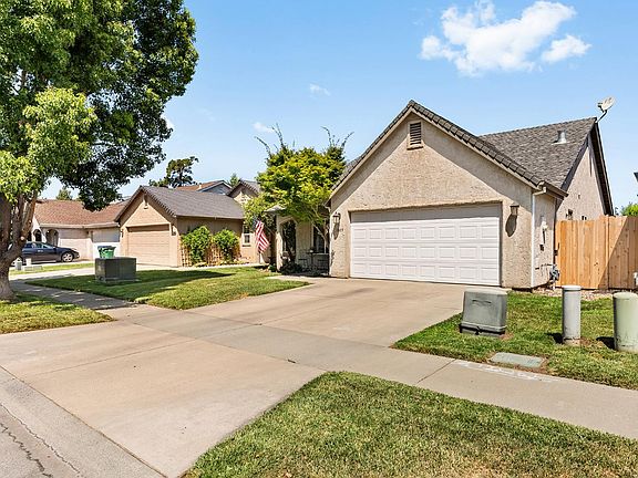 2nd image of 1005 Windsor Way