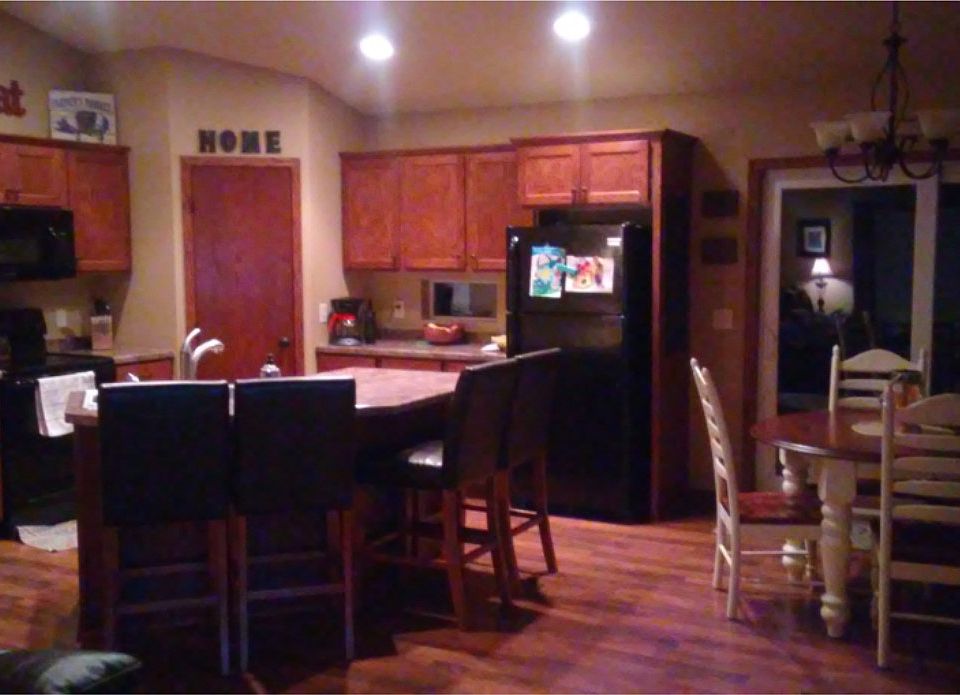2nd image of 206 5th St SW