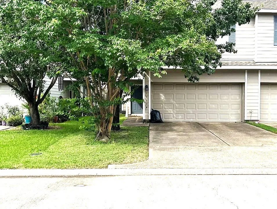 17138 Oakwood Chase Dr