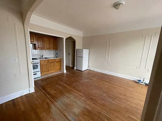 Rented by Metropolis International Realty Inc. | media 10