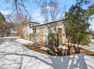 6 Hillside Dr, Kitchener, ON N2E1R2