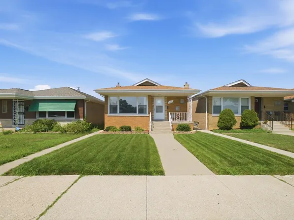 12718 S Justine St, Calumet Park, IL 60827