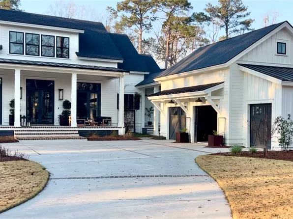 2 Barleys Grv, Bluffton, SC 29909