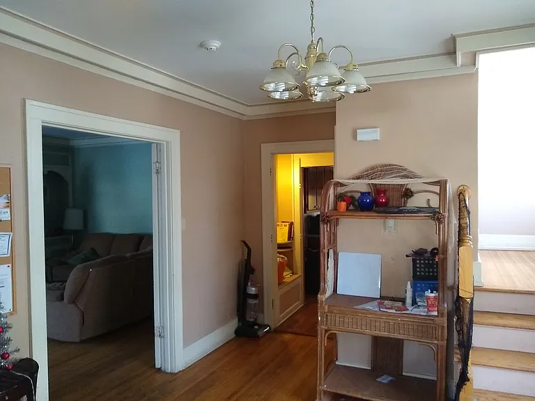314 Augusta Ave #1 — Photo 9
