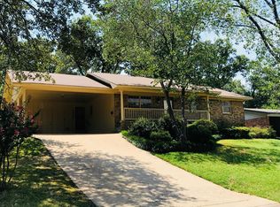 3529 Loch Ln, N Little Rock, AR 72116